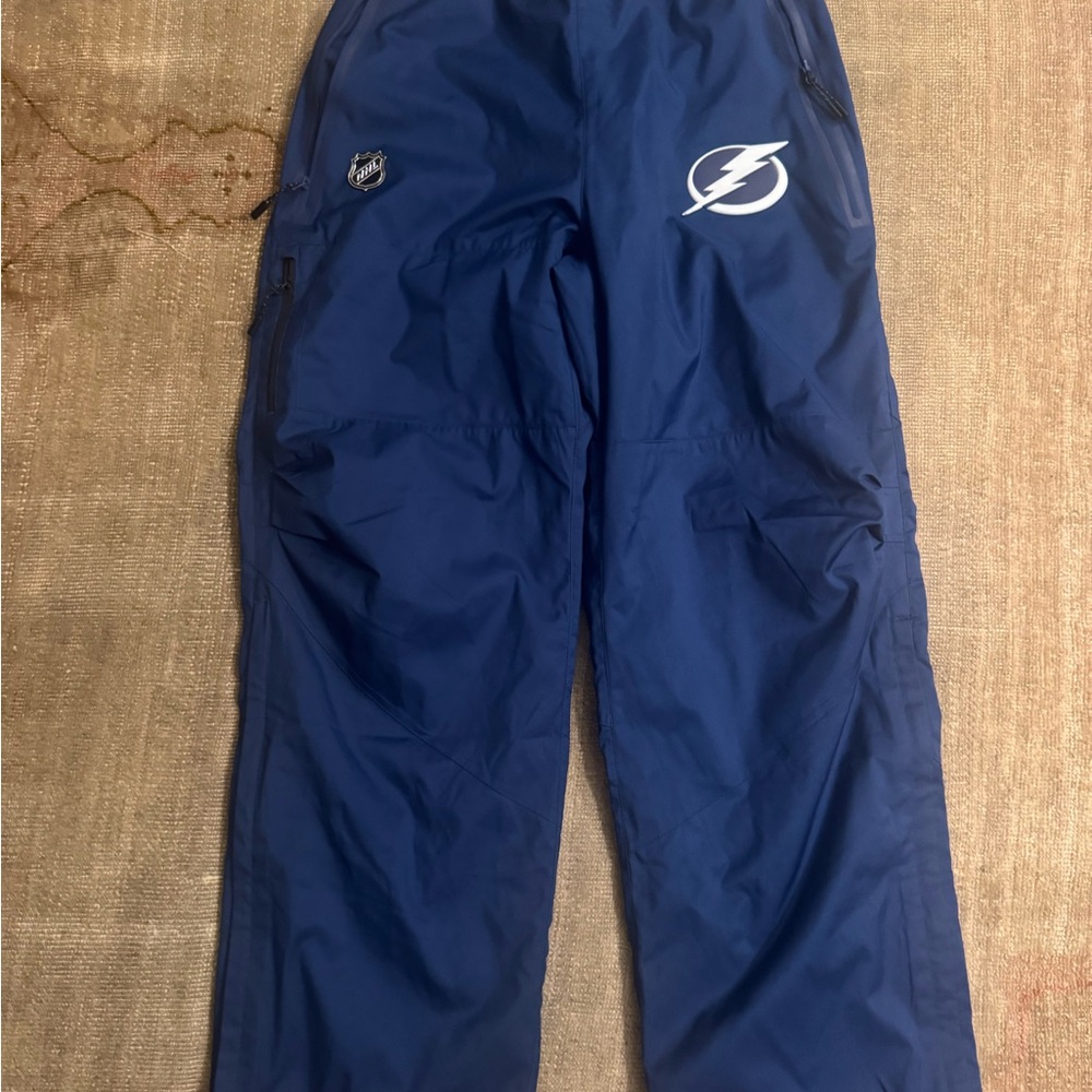 tampa bay lightning fanatics women's authentic pro rink pants - blue